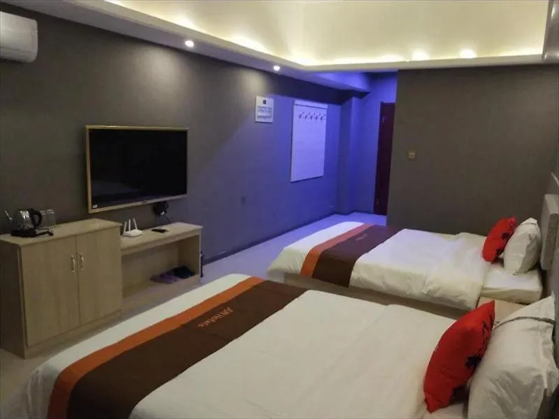 Jun Hotel Henan Anyang Wenfeng District Wenfeng Avenue Yingbin Park 2*, Anyang (Henan) Çin